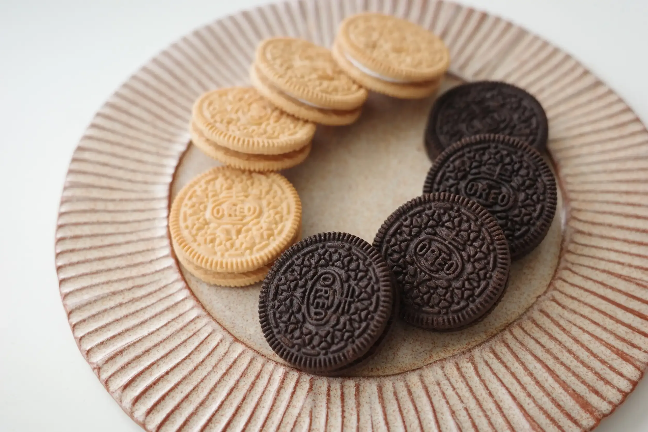 「チョコミント味」と「シナモンバン味」