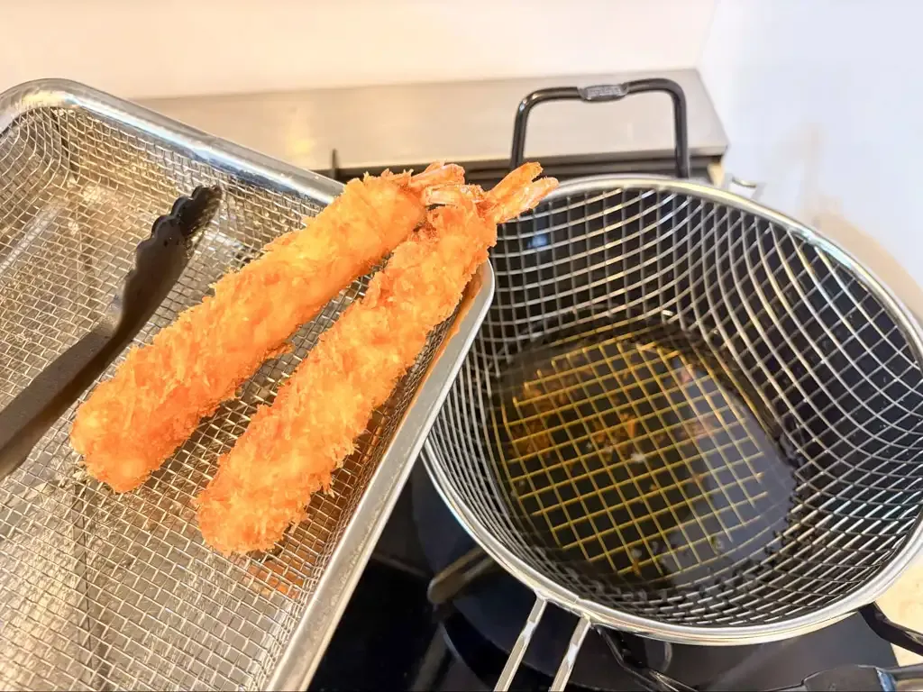 海老フライと揚げたあとの油