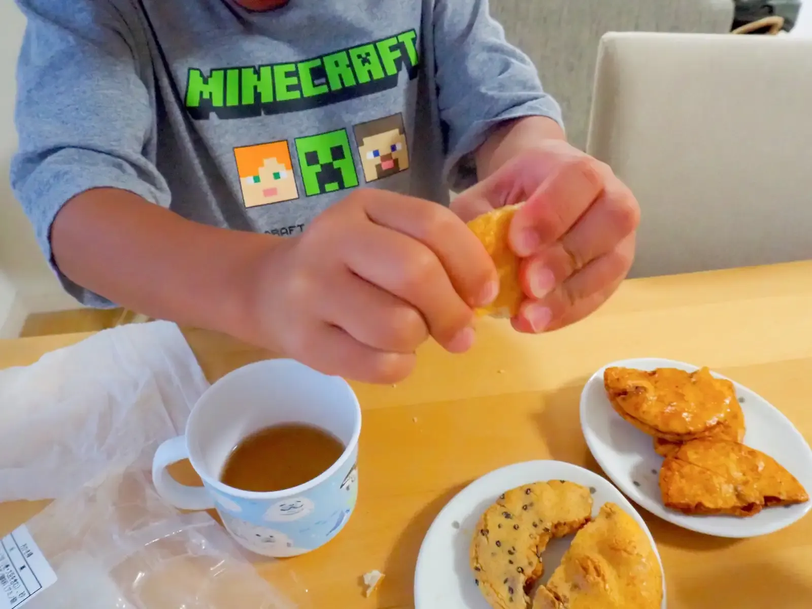 味噌だれを割った息子の手元