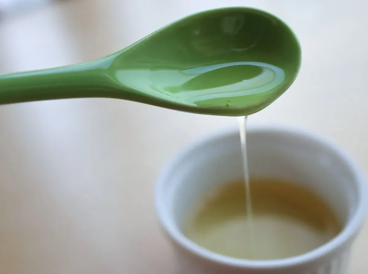 油