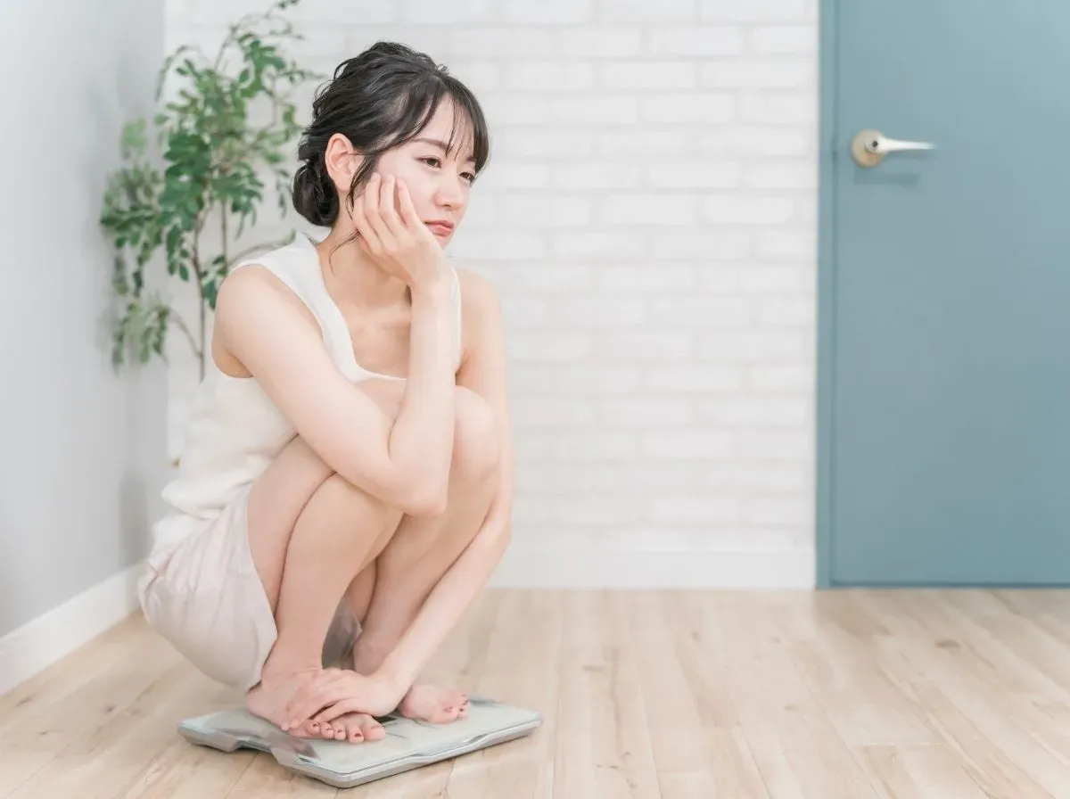 ダイエットをしている女性